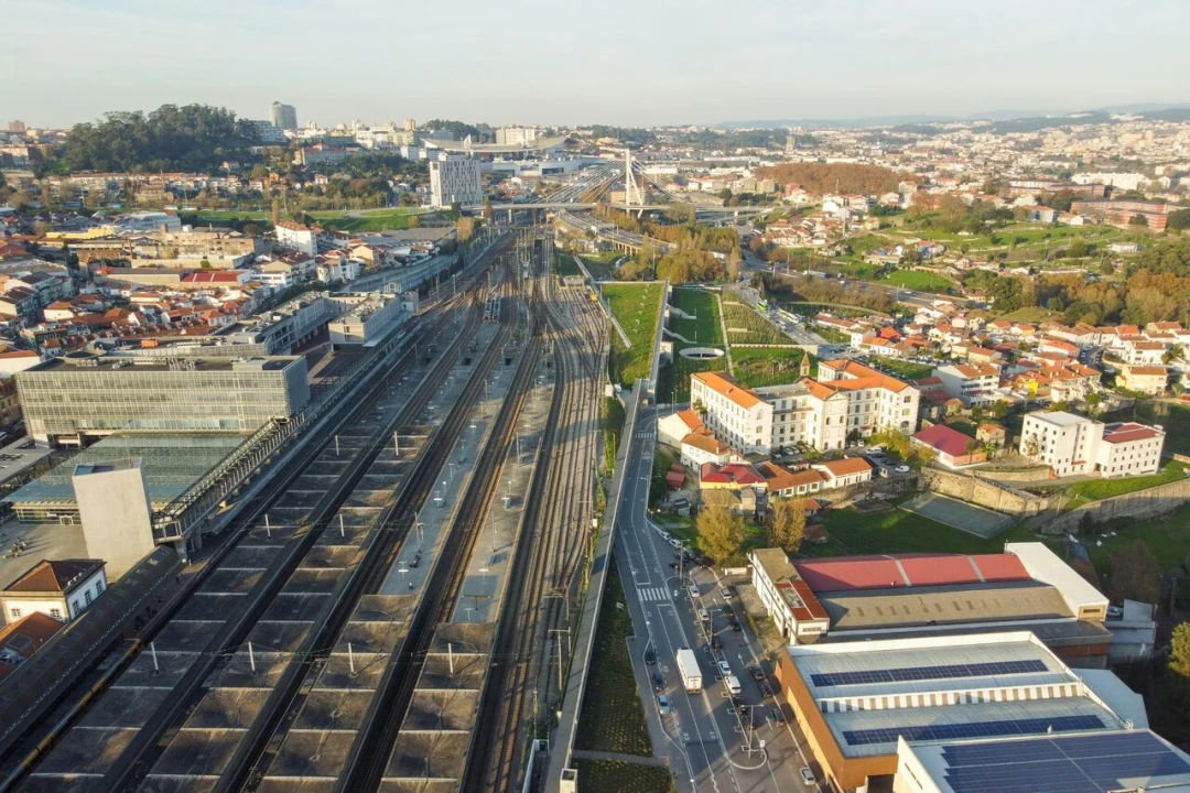 Apartamento T2 para Venda em Campanhã Foto 9