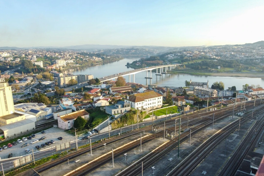 Apartamento T2 para Venda em Campanhã Foto 16