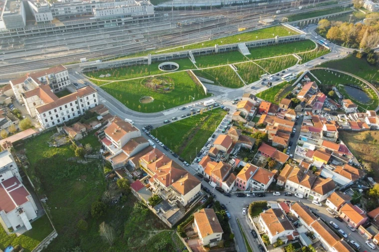 Apartamento T2 para Venda em Campanhã Foto 11