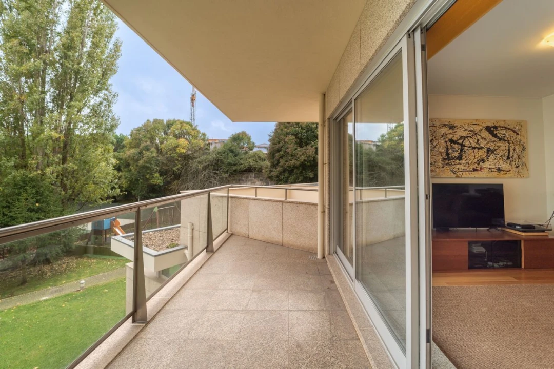 Apartamento T3 para Venda em Lordelo do Ouro e Massarelos Foto 4