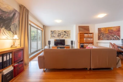 Apartamento T3 para Venda em Lordelo do Ouro e Massarelos