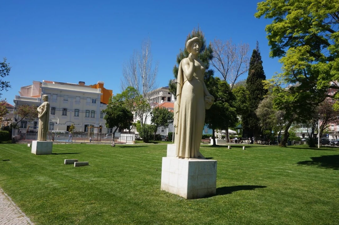 Apartamento T3 para Venda em Alvalade Foto 23