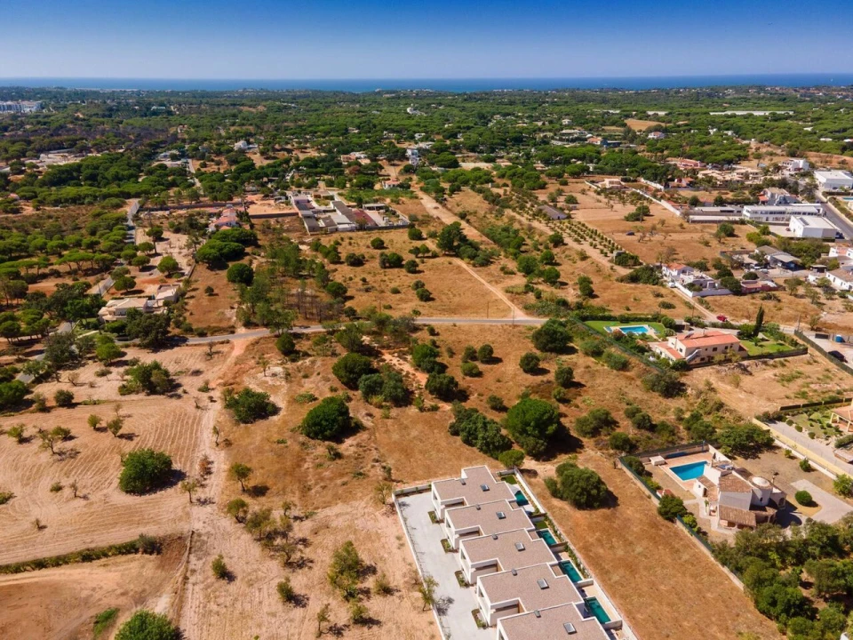 Moradia T4 para Venda em Almancil Foto 32