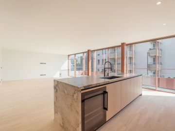 Apartamento T4 para Venda em Aldoar, Foz do Douro e Nevogilde
