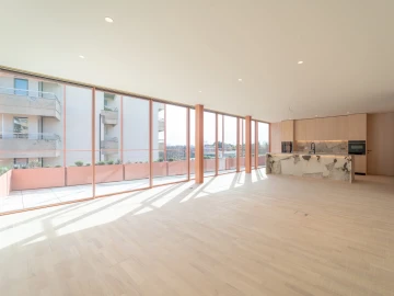 Apartamento T4 para Venda em Aldoar, Foz do Douro e Nevogilde