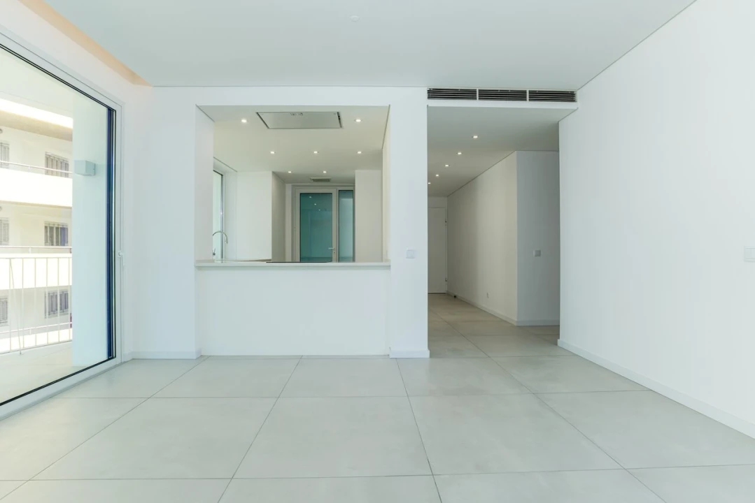 Apartamento T3 para Venda em Quarteira Foto 5