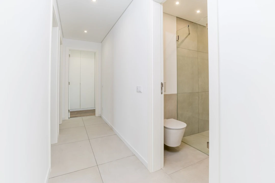 Apartamento T3 para Venda em Quarteira Foto 11