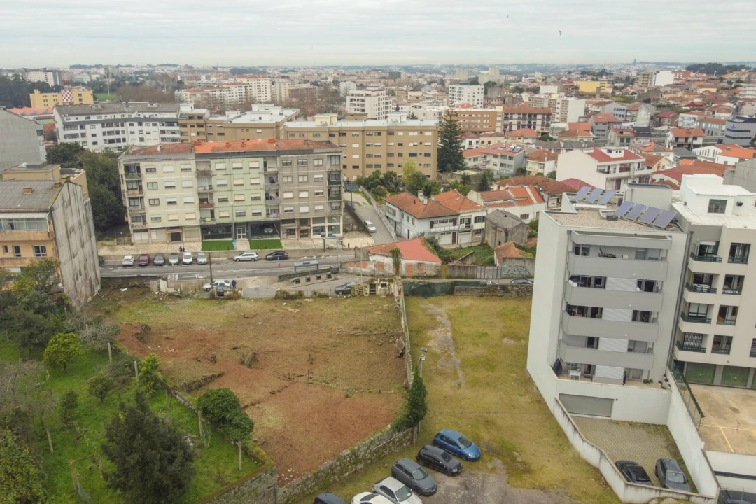 Apartamento T0 para Venda em Paranhos Foto 10