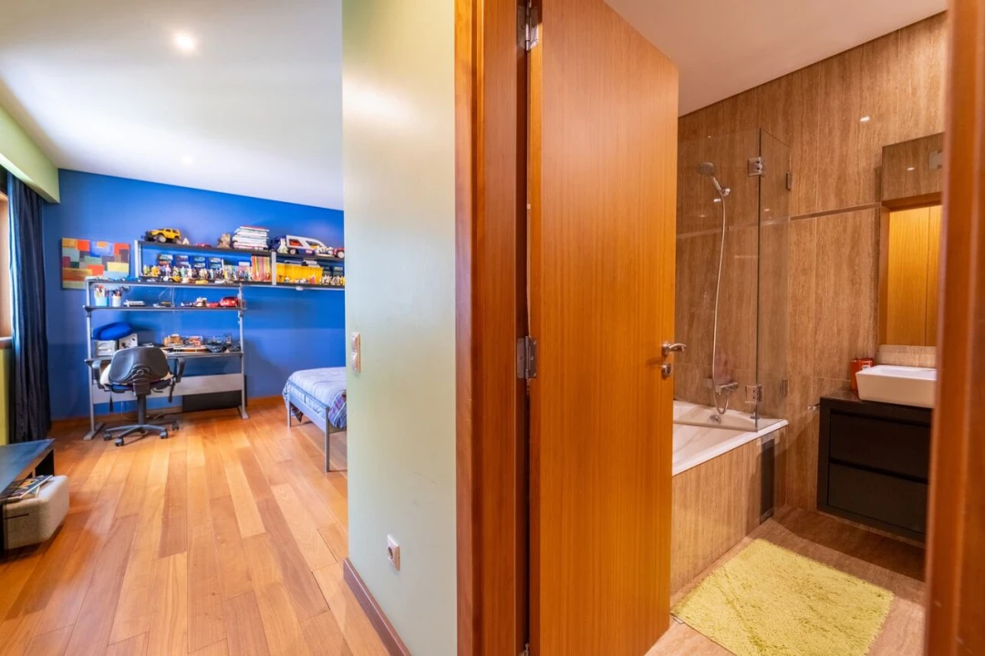 Moradia T8 para Venda em Ermesinde Foto 30