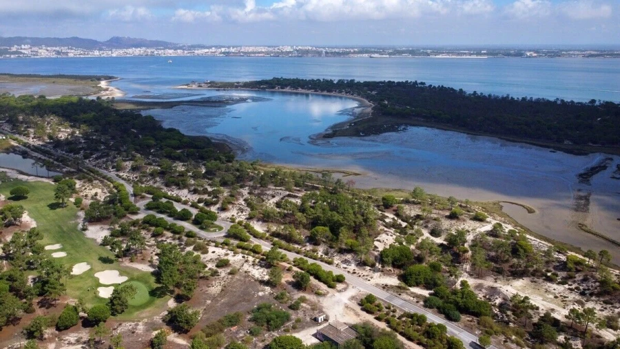 Apartamento T1 para Venda em Carvalhal Foto 38