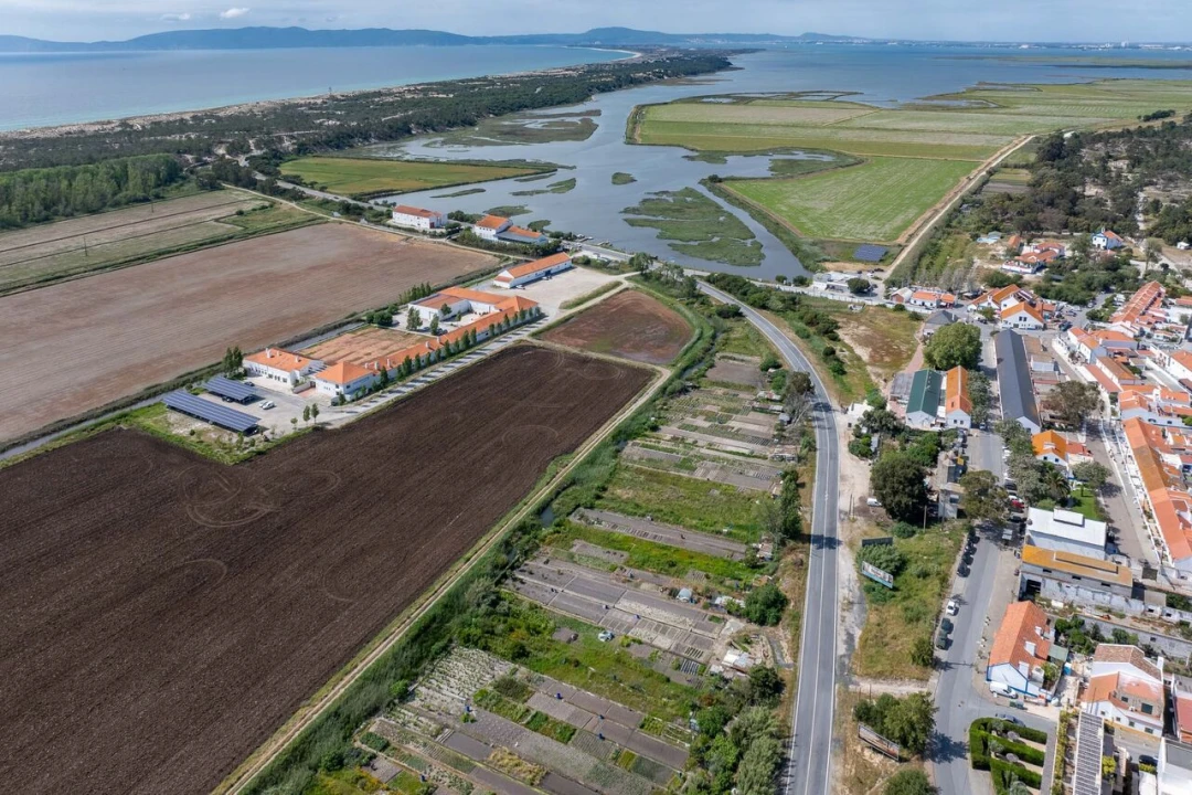 Apartamento T1 para Venda em Comporta Foto 2