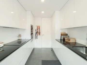 Apartamento T3 para Venda em Campolide