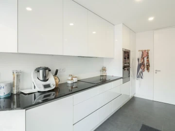 Apartamento T3 para Venda em Campolide