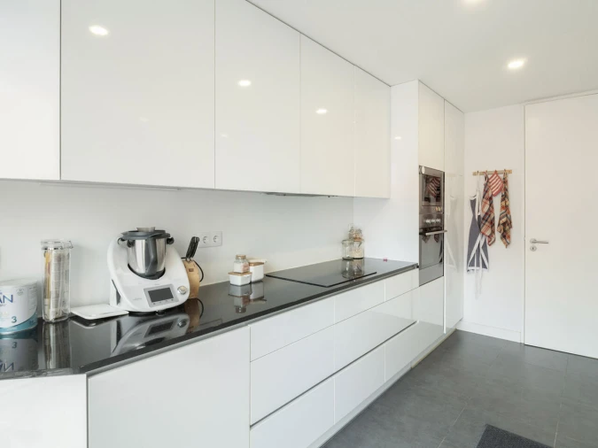 Apartamento T3 para Venda em Campolide Foto 5