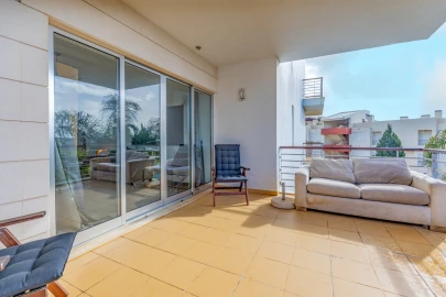 Apartamento T2 para Venda em Quarteira