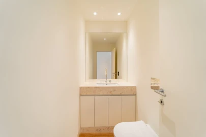 Apartamento T3 para Venda em Aldoar, Foz do Douro e Nevogilde