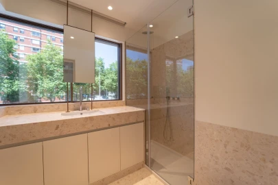 Apartamento T3 para Venda em Aldoar, Foz do Douro e Nevogilde