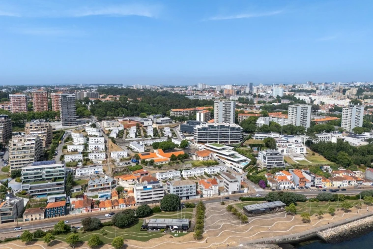 Apartamento T3 para Venda em Aldoar, Foz do Douro e Nevogilde Foto 53