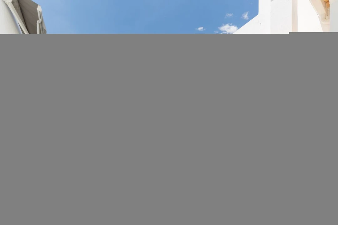 Moradia T4 para Venda em Quarteira Foto 17