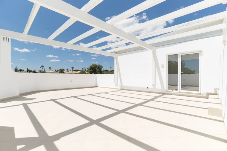 Moradia T4 para Venda em Quarteira Foto 38