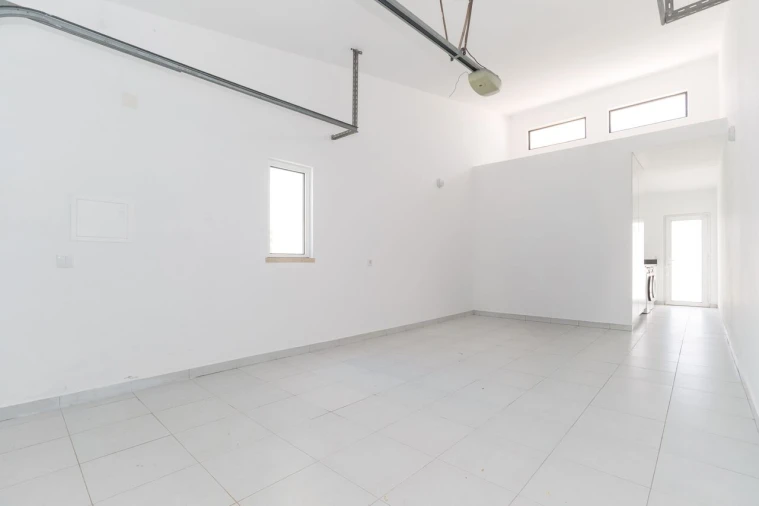 Moradia T4 para Venda em Quarteira Foto 45