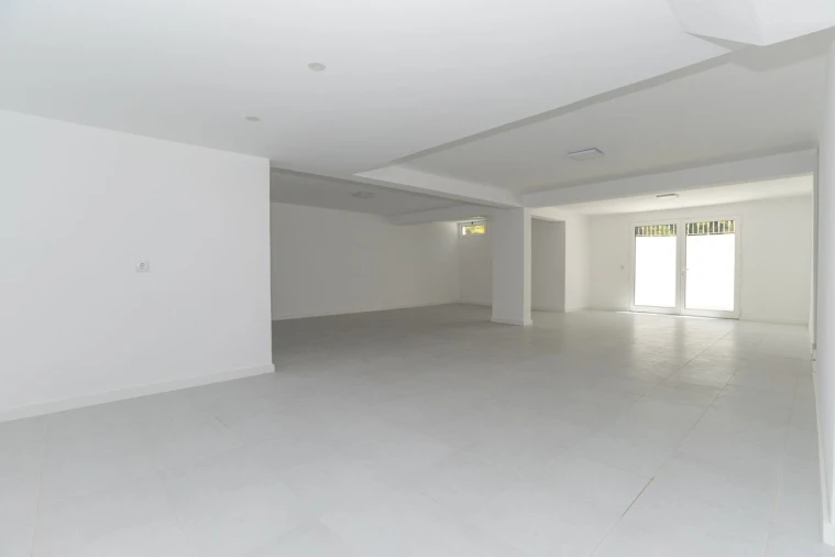 Moradia T4 para Venda em Quarteira Foto 47