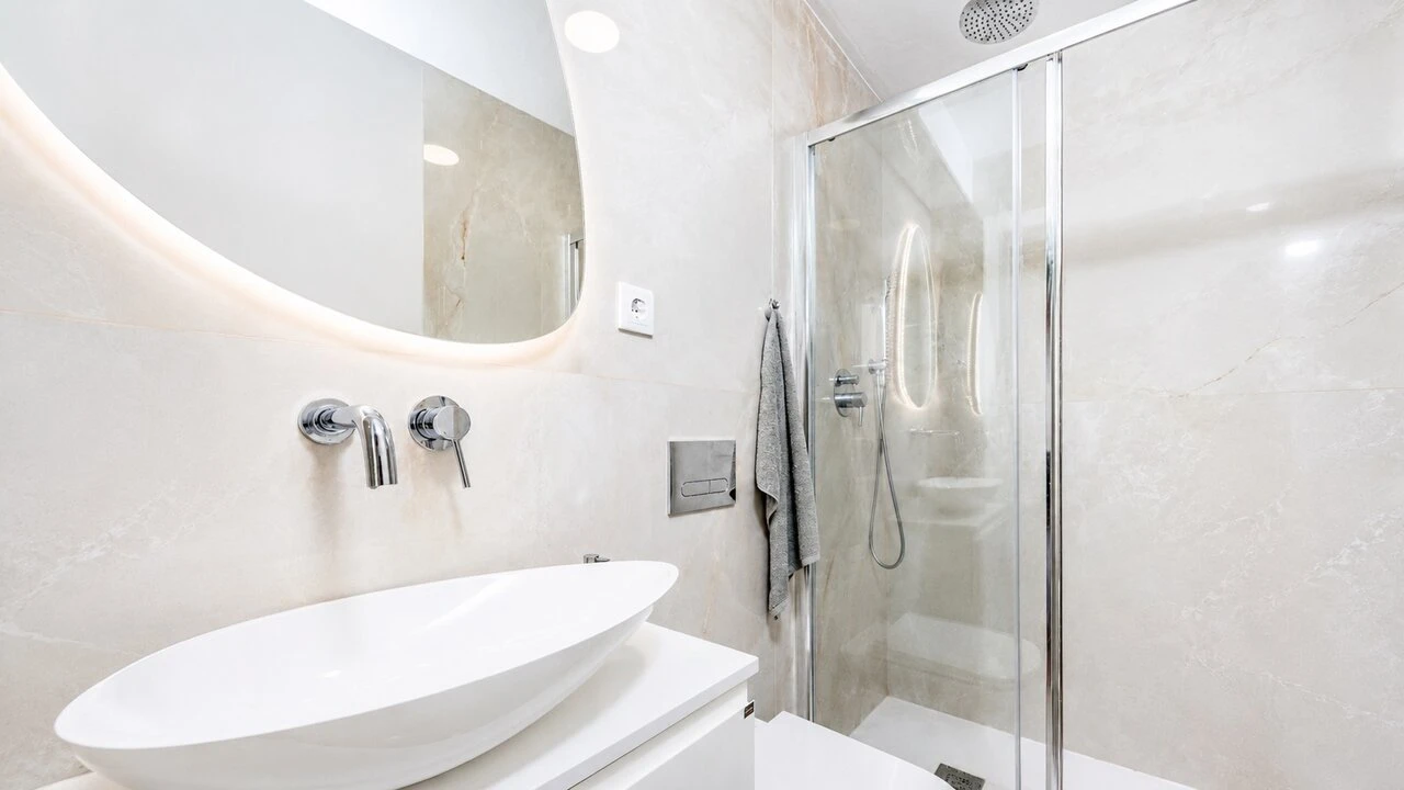 Apartamento T2 para Venda em Quarteira Foto 12
