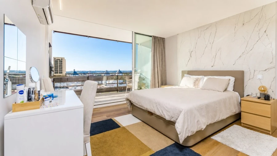 Apartamento T2 para Venda em Quarteira Foto 14