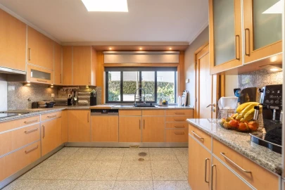 Moradia T5 para Venda em Aldoar, Foz do Douro e Nevogilde