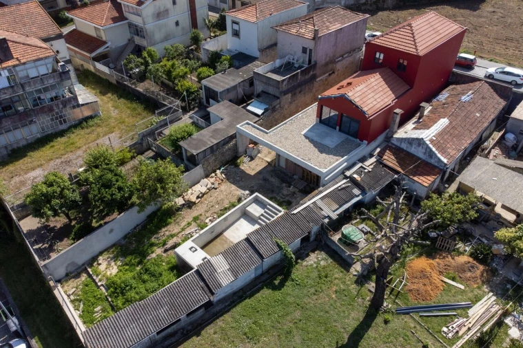 Moradia T5 para Venda em Santa Marinha e São Pedro da Afurada Foto 12