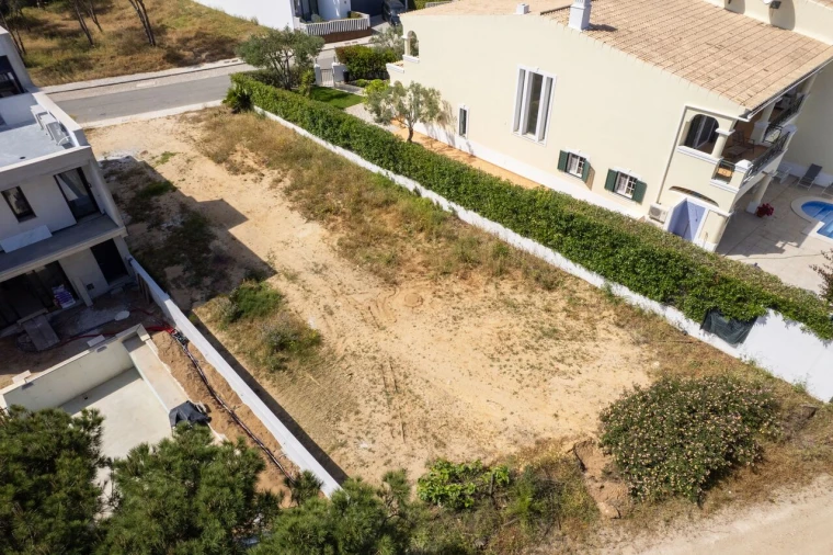 Terreno para Venda em Almancil Foto 3