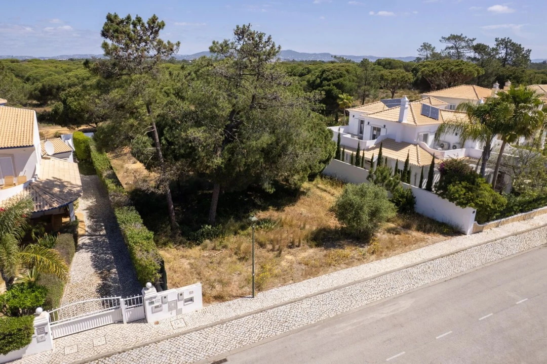 Terreno para Venda em Almancil Foto 1