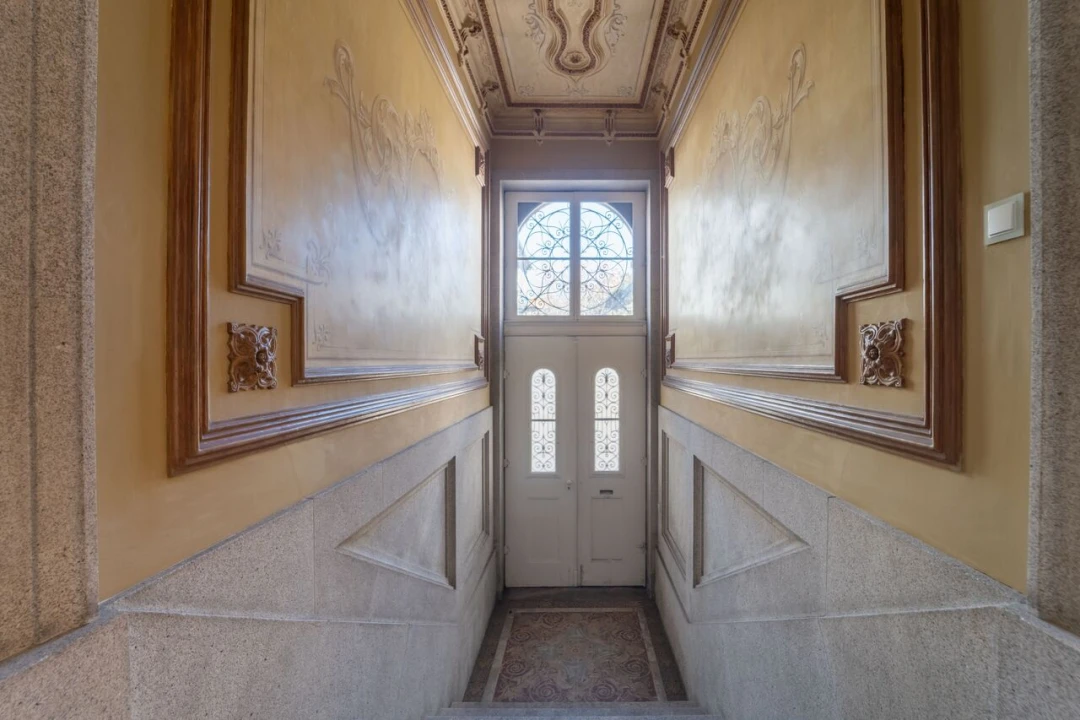 Moradia T6 para Venda em Cedofeita, Santo Ildefonso, Sé, Miragaia, São Nicolau e Vitória Foto 3