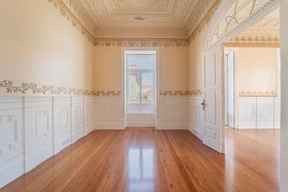 Moradia T6 para Venda em Cedofeita, Santo Ildefonso, Sé, Miragaia, São Nicolau e Vitória