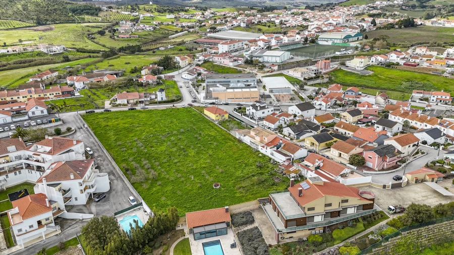 Terreno para Venda em Azueira e Sobral da Abelheira