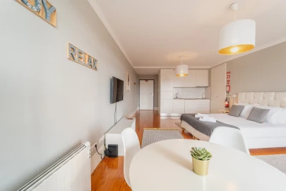 Apartamento T0 para Venda em Cedofeita, Santo Ildefonso, Sé, Miragaia, São Nicolau e Vitória