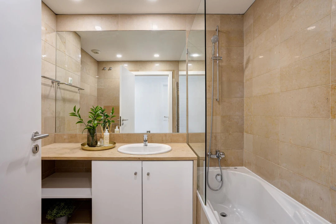 Apartamento T3 para Venda em Parque das Nações Foto 16