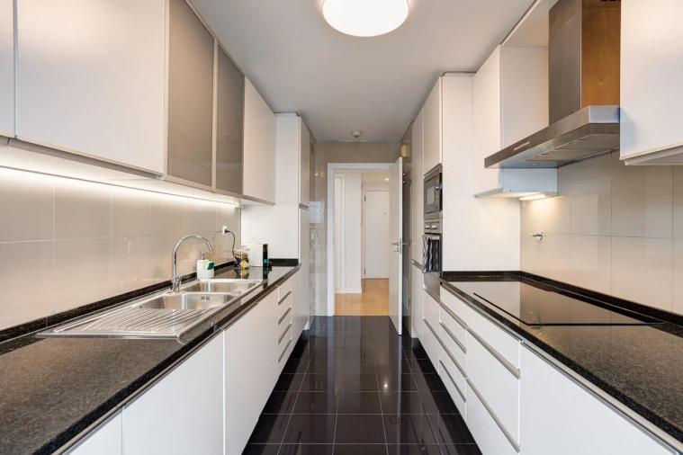 Apartamento T3 para Venda em Parque das Nações Foto 12