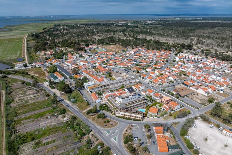 Apartamento T1 para Venda em Comporta Foto 3