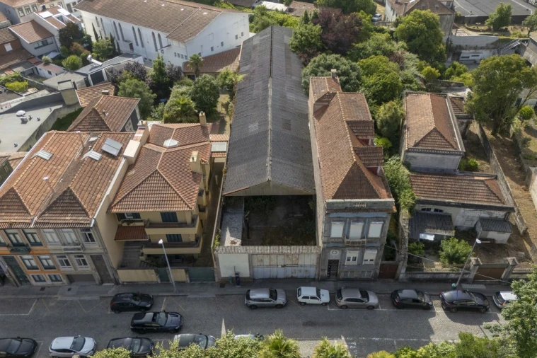 Prédio para Venda em Lordelo do Ouro e Massarelos Foto 5