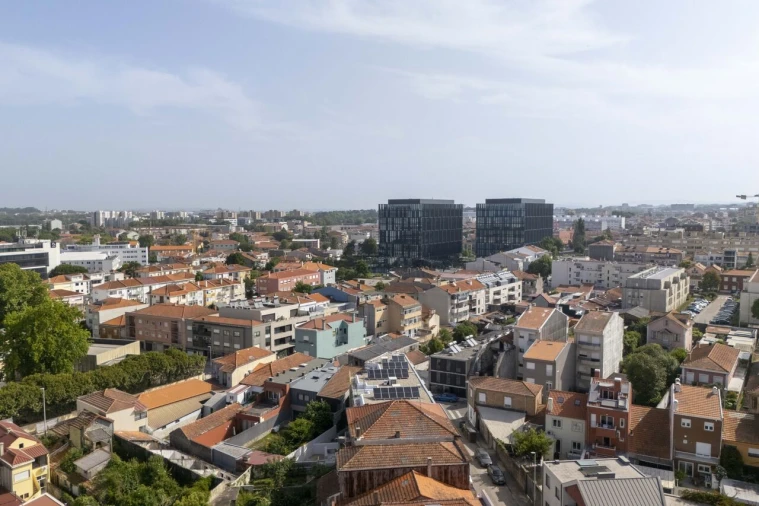 Prédio para Venda em Lordelo do Ouro e Massarelos Foto 11