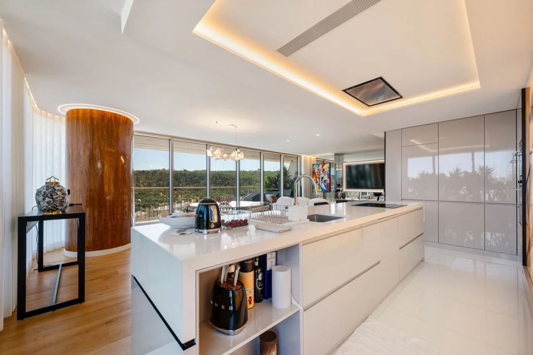 Apartamento T3 para Venda em Campolide Foto 21
