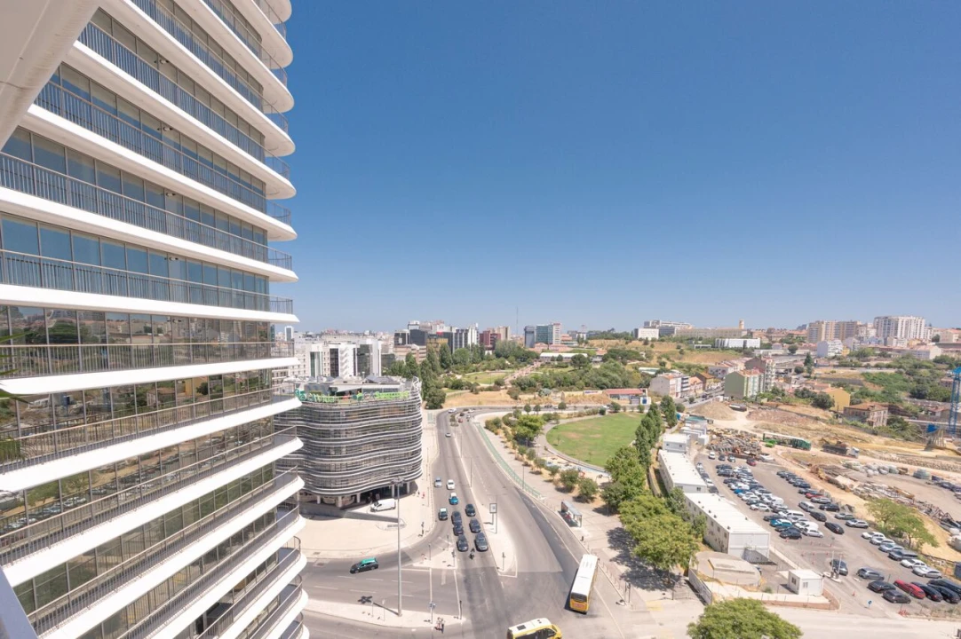 Apartamento T3 para Venda em Campolide Foto 39