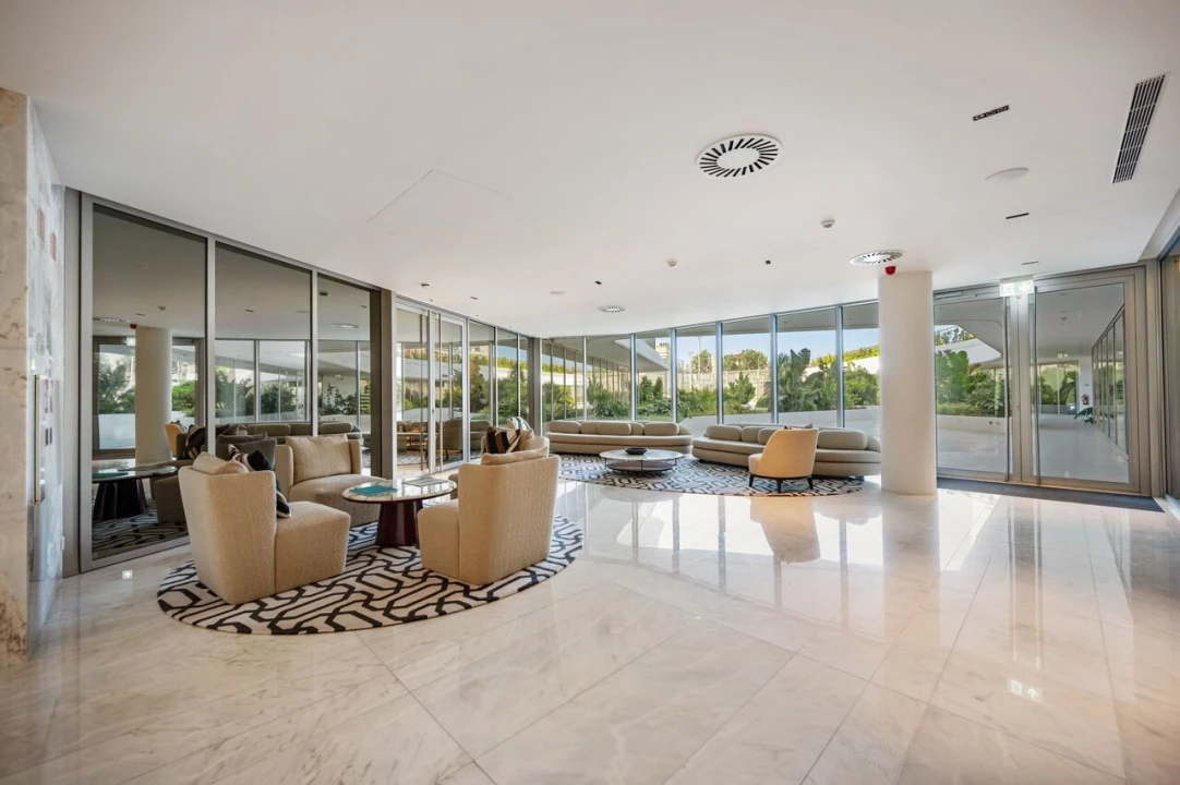 Apartamento T3 para Venda em Campolide Foto 41