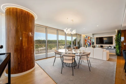 Apartamento T3 para Venda em Campolide