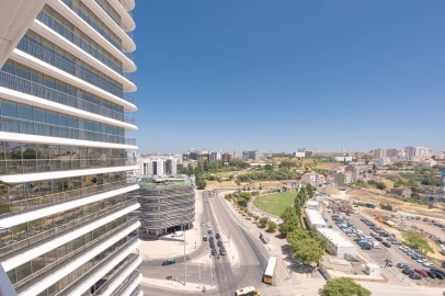 Apartamento T3 para Venda em Campolide