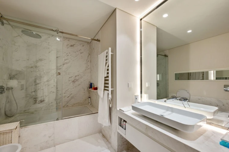 Apartamento T3 para Venda em Campolide Foto 24