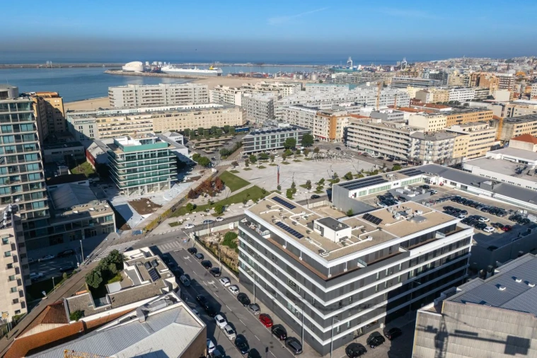 Apartamento T4 para Venda em Matosinhos e Leça da Palmeira Foto 51