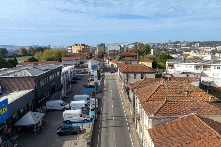 Prédio para Venda em Rio Tinto Foto 11