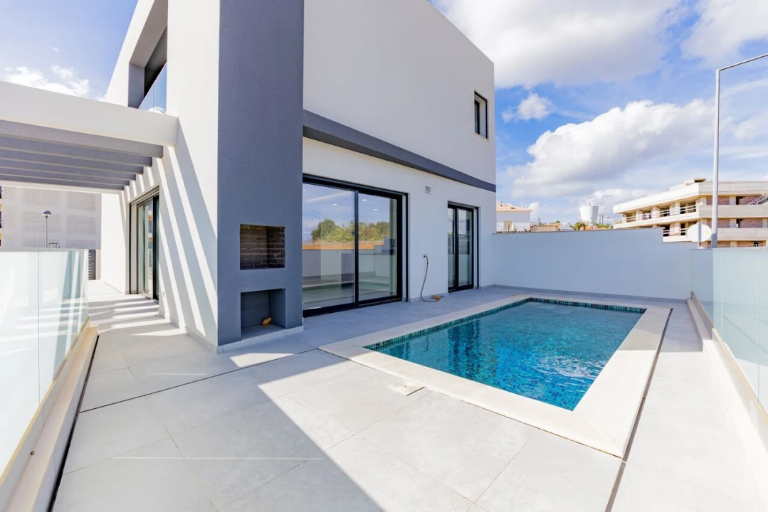 Moradia T3 para Venda em Mexilhoeira Grande Foto 1